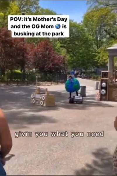 Planet Girl back at it again!!
