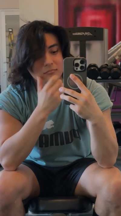[Self] My cheeks 🤧