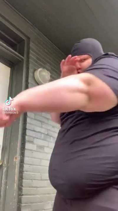Whoa Jimmy don’t get the glock 🔫