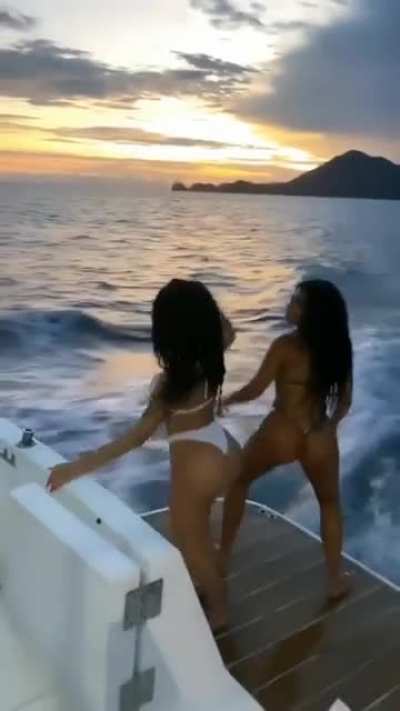 Shaking that ASS