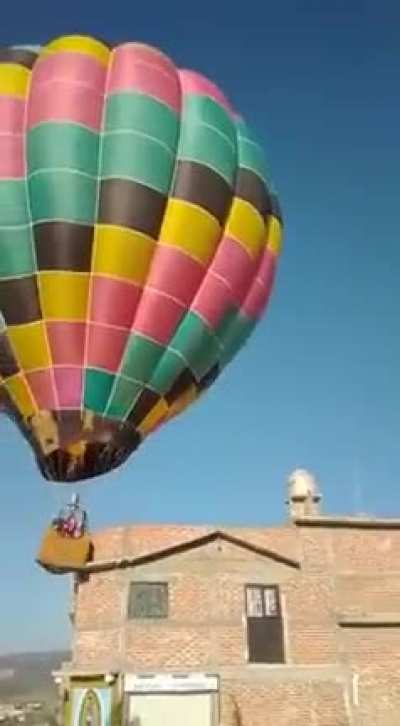 How hard a 16-second air balloon ride might be?