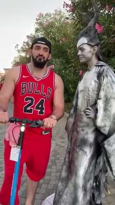 Troll the statue