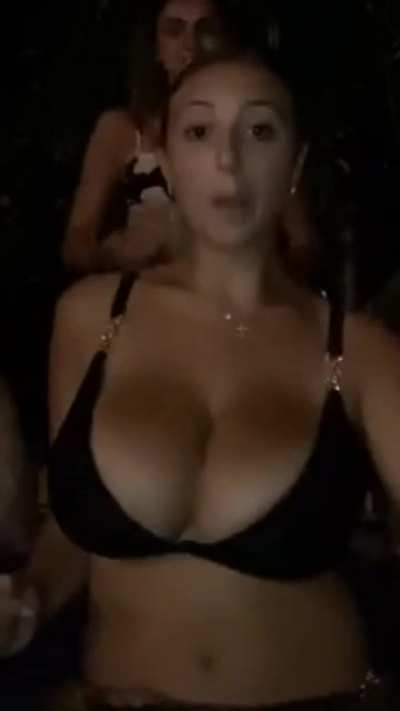 🤤🤤