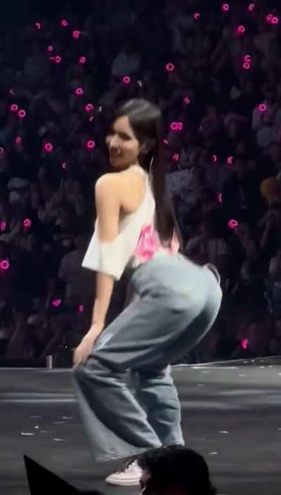 Mina 
