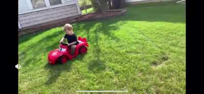 I edited the video that some dad posted on here earlier to an actual perfectly cut scream