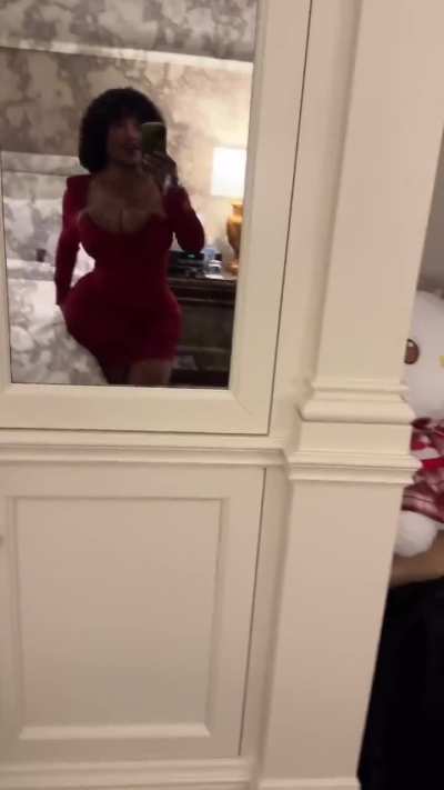 Bulging Out The Top