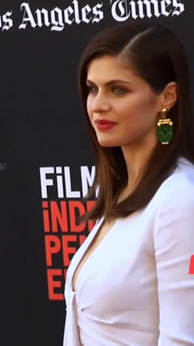 Alexandra Daddario