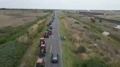 Serbian government threatens retaliation if the farmers' protest continues. Here there response :