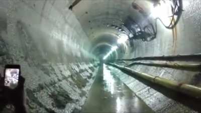 Tunnel shockwave.