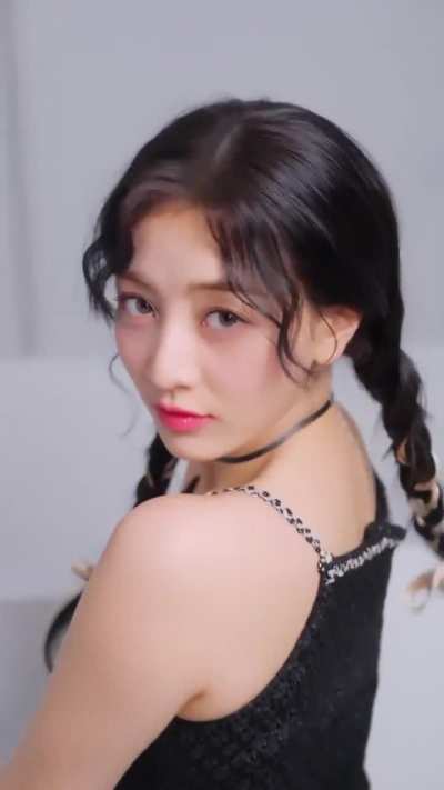 Jihyo MilkTouch cf