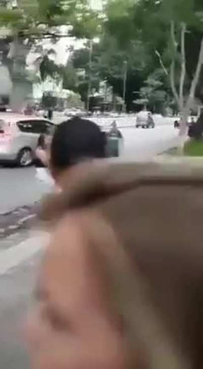 How men fight
