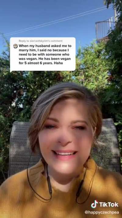 And she wonders why vegans get a bad rep on social media.