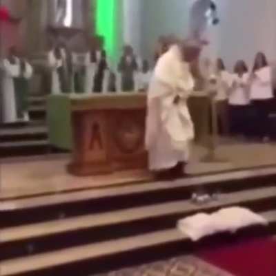 W priest