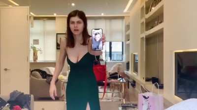 Alexandra Daddario