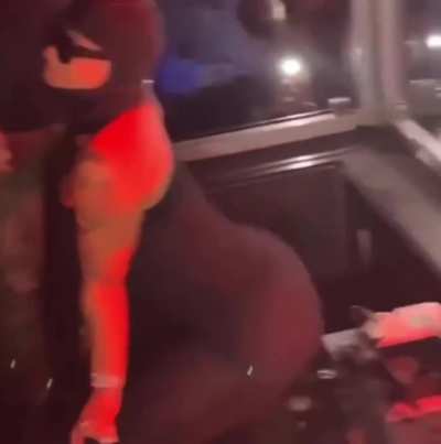😩