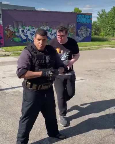 How to survive an armed robbery!