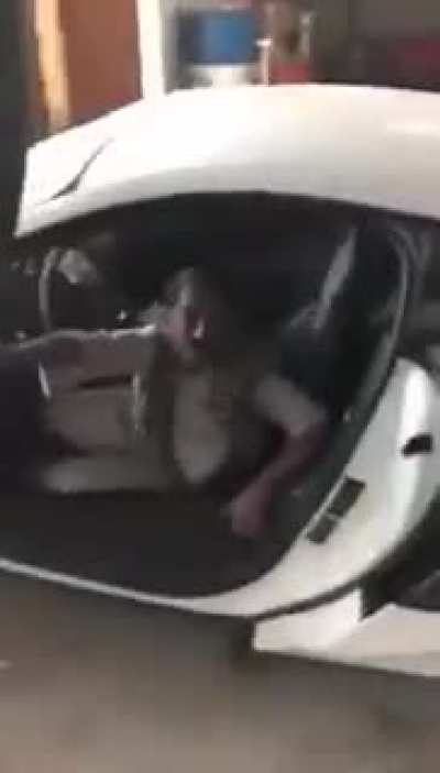 Ses çok güzel.