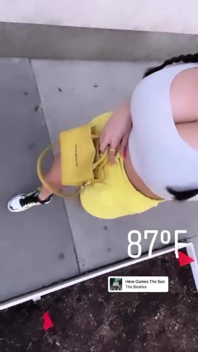 Sidewalking Jiggles