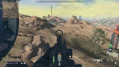 Me and my friend try Call of Duty Warzone 2.
