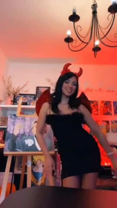Julia bayonetta