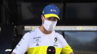 Pre-race: Ricciardo has some words in Australian