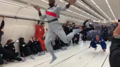 Usain Bolt races in reduced gravity