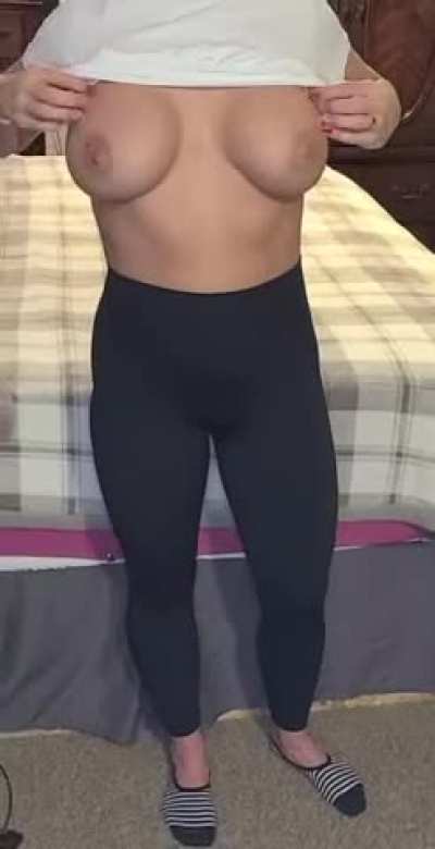 MILF GymOutfit Night<wbr>🥰💋😘[O<wbr>C]
