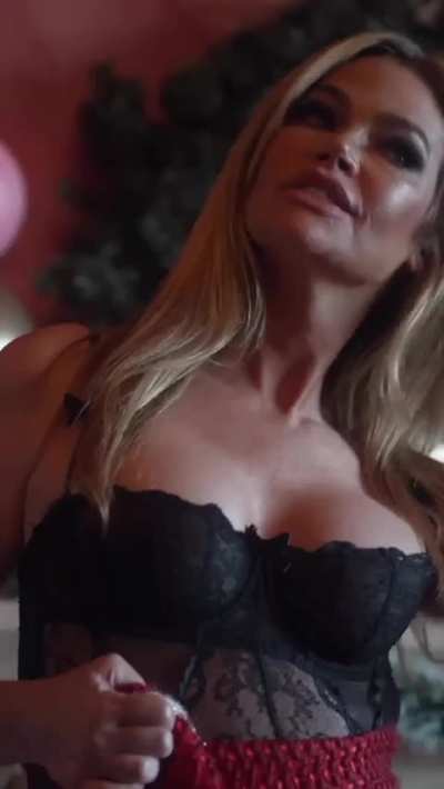 Denise Richards 
