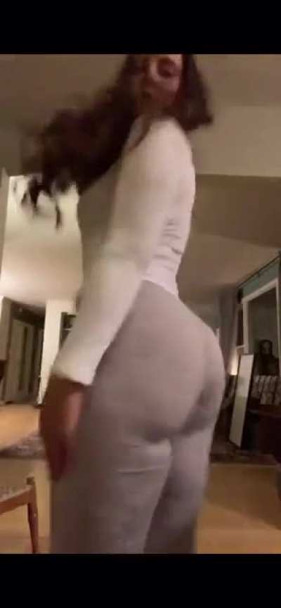 Jiggle