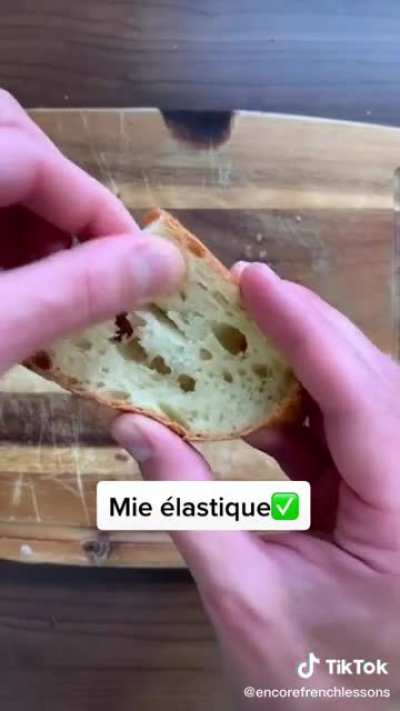 How to spot a good baguette
