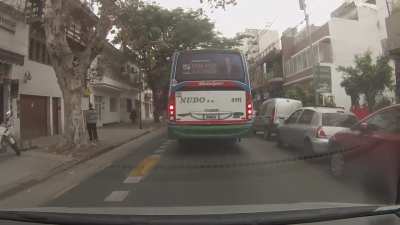 Como me vas a poner Bicisenda x Griveo 🤨 No lo pasas más al Bondi, desde Constituyentes a San Martin todos en trencito 🚌🚙🚗🚐🚓🚚🚛