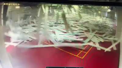 Earthquake in badminton facility(Taiwan today)