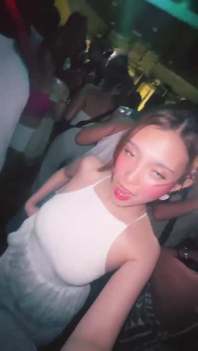 Analyn Barro