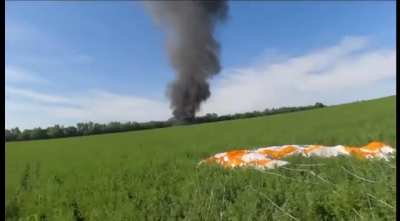 Pilot ejecting from crashing SU-25 at extremely low altitude