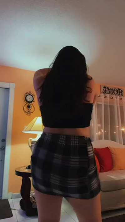 I need a man that doesnât mind eating ass