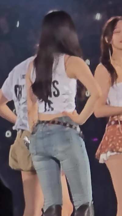 TWICE - Momo, Tzuyu & Dahyun