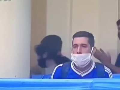 Duro homenaje