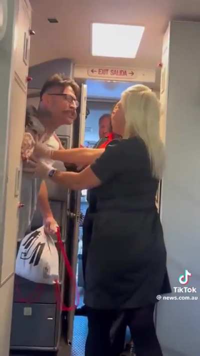 Pro MMA fighter kicked off flight