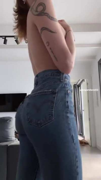 nothing to see here just a 19 girl with a small pair 