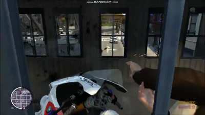 [GTA IV] Check Out This Funny Glitch!