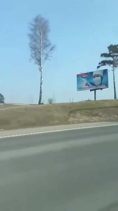 Military equipment is reportedly seen heading towards Minsk - while #Belarus prepares for a new round of protests against Lukashenko. The first opposition rallies are planned for today
