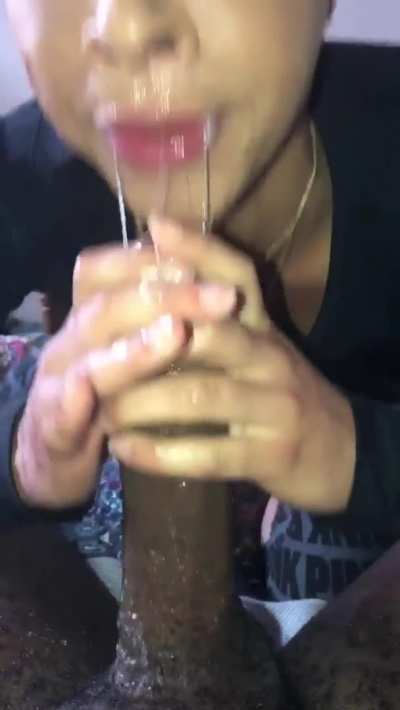 Teanna Trump gives amazing sloppy head 😍