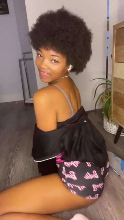 Jess(<wbr>@clou<wbr>dyxki<wbr>nks)