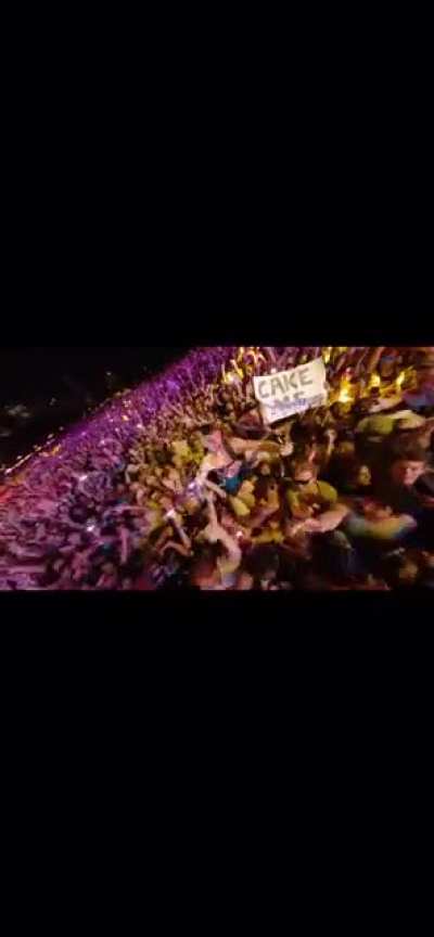 STEVE AOKI X LOLLA NFT