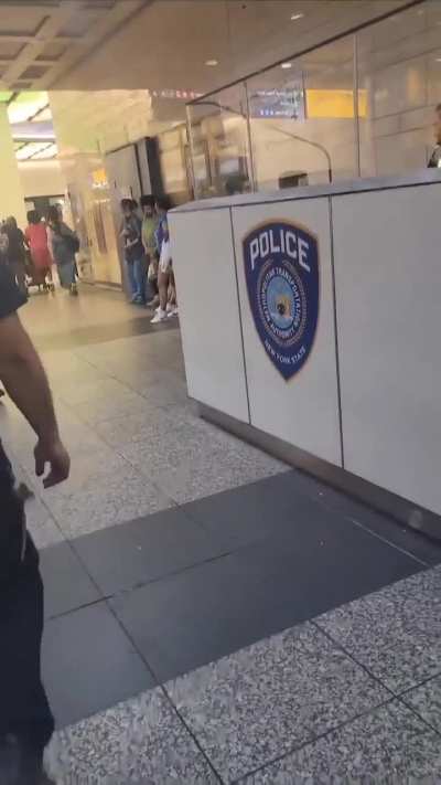 Deleted from the NYC subreddit, reuploading close up of the wallet incident.