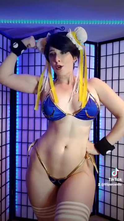 Chun-Li thot. I'm the thot