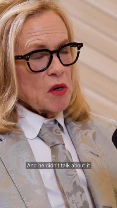 Amy Madigan talks about a famous 1999 Oscars moment where she and her husband Ed Harris did not stand and applaud as Elia Kazan was given a lifetime achievement award.