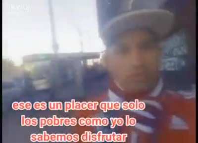 viste cuando llegas a la parada.