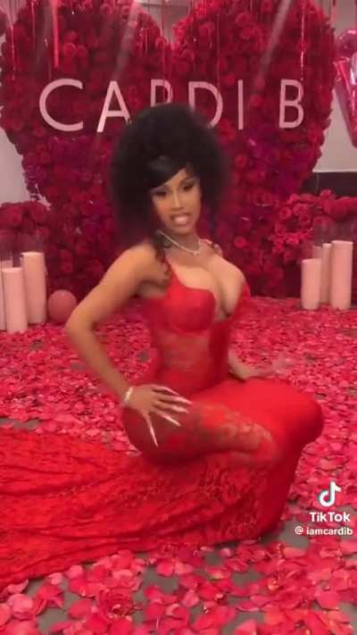 Cardi B 