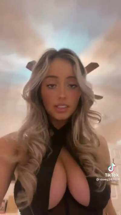 Holy Shit 👀🤤
